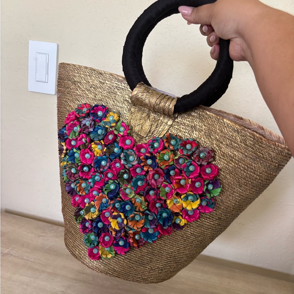Mexican Handmade Colorful Floral Heart palm Tote Bag - Picture 4 of 6